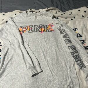 PINK Victoria's Secret Gray and Pink Long Sleeve Tees